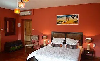 Domaine De Rochebelle Bed and breakfast 4*