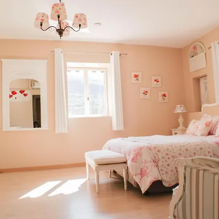 Bed and breakfast Domaine De Rochebelle