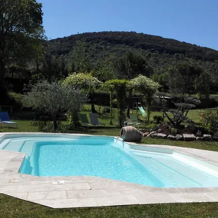Bed & Breakfast Domaine De Rochebelle 4*