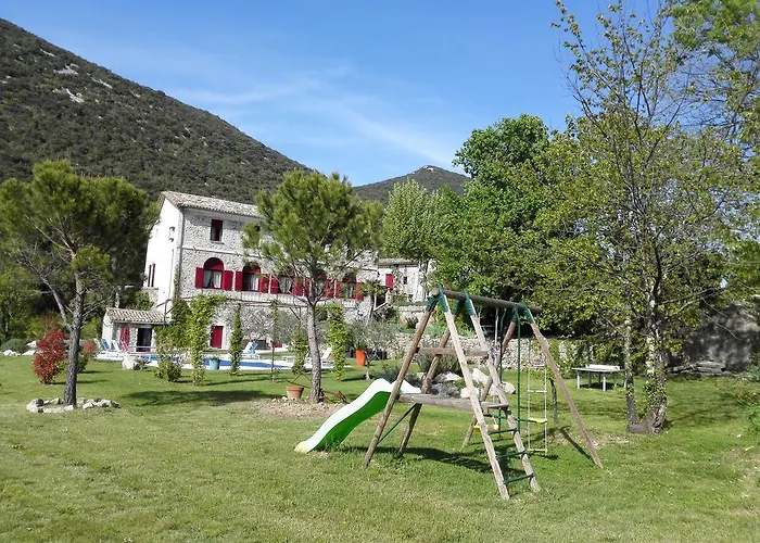 Bed & Breakfast Domaine De Rochebelle 4*