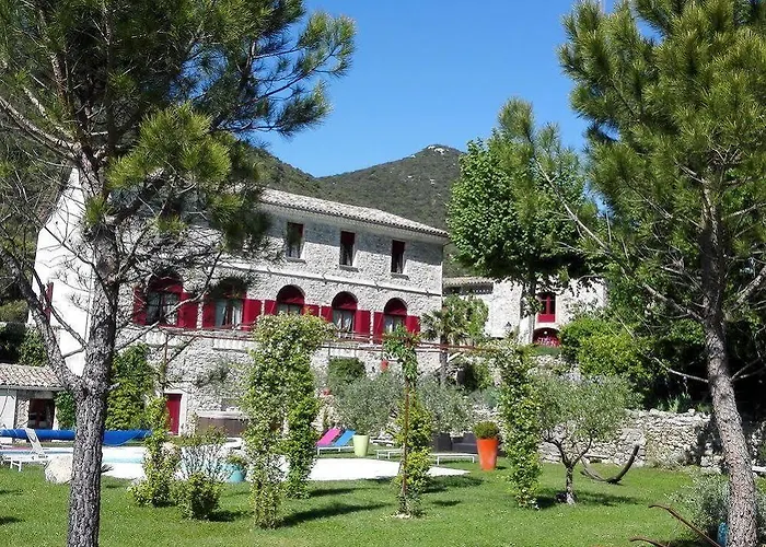 Domaine De Rochebelle Bed & Breakfast 4*