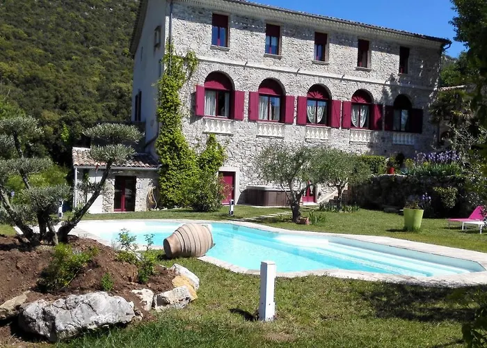 Bed & Breakfast Domaine De Rochebelle La Cadiere-et-Cambo