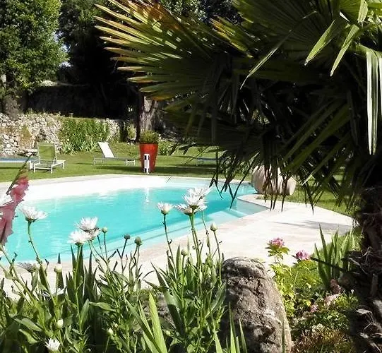 Domaine De Rochebelle Bed & Breakfast
