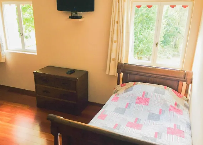 Bed & Breakfast Domaine De Rochebelle 4*