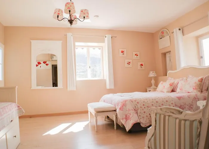 Bed & Breakfast Domaine De Rochebelle
