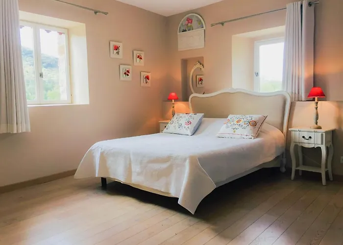 Domaine De Rochebelle Bed & Breakfast