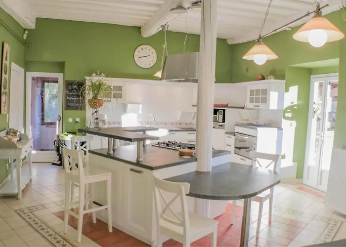 Bed & Breakfast Domaine De Rochebelle 4*
