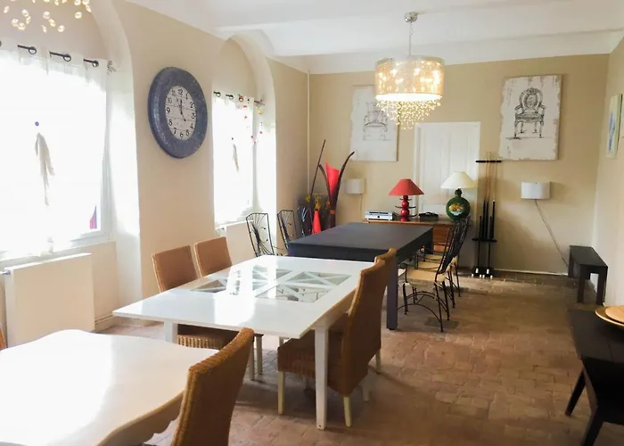 Domaine De Rochebelle Bed & Breakfast 4*